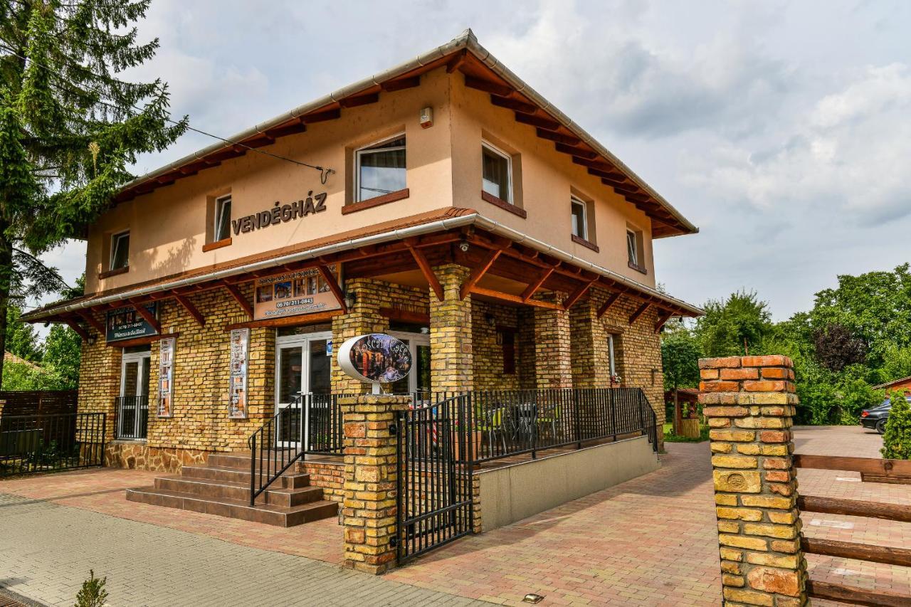 Toscan Panzio Gyál Exterior photo